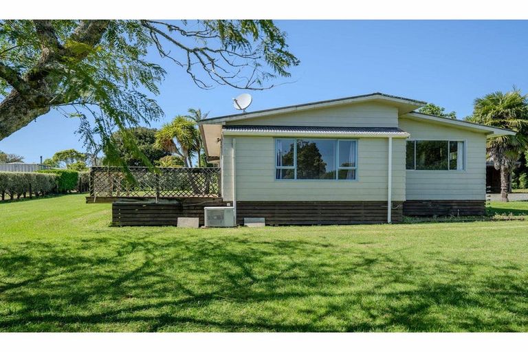 Photo of property in 74d Riddell Road, Kerikeri, 0230
