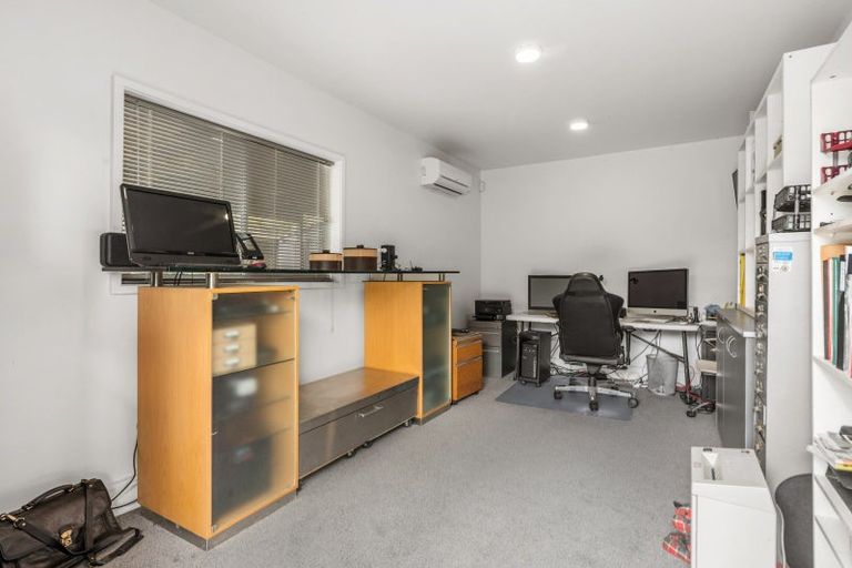 Photo of property in 10a Cooper Avenue, Holdens Bay, Rotorua, 3010