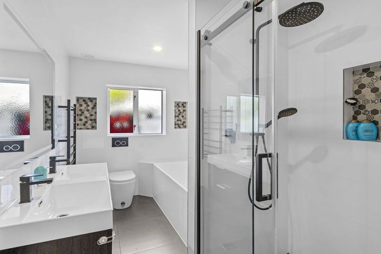 Photo of property in 19a Reeves Road, Opawa, Christchurch, 8023