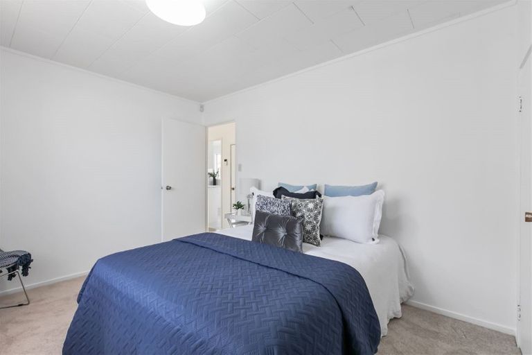 Photo of property in 20 Chesley Place, Half Moon Bay, Auckland, 2012