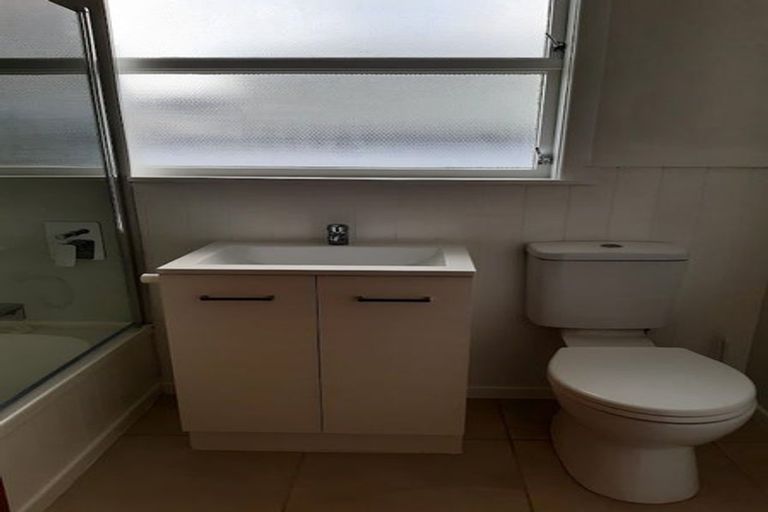 Photo of property in 2/208 Lascelles Street, Saint Leonards, Hastings, 4120