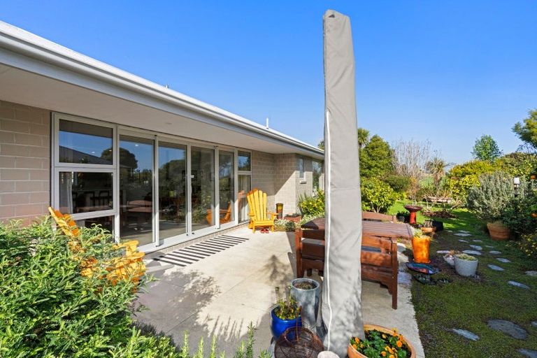 Photo of property in 21 Gladys Place, Levin, 5510