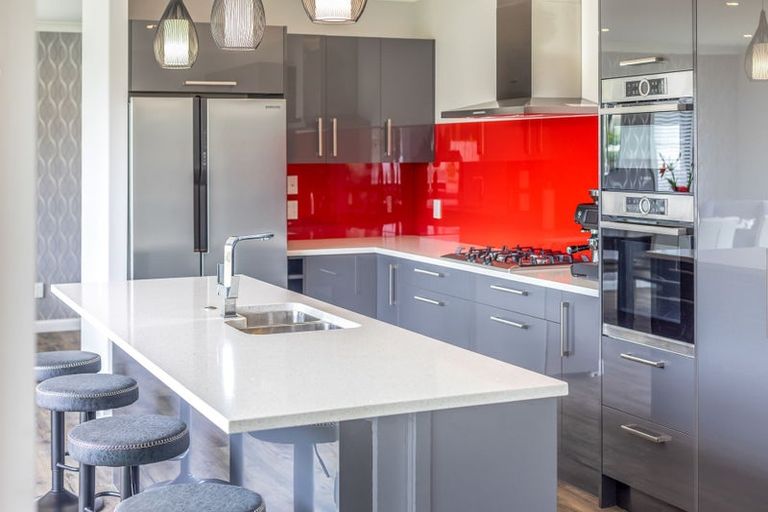 Photo of property in 9 Christow Court, Paraparaumu, 5032