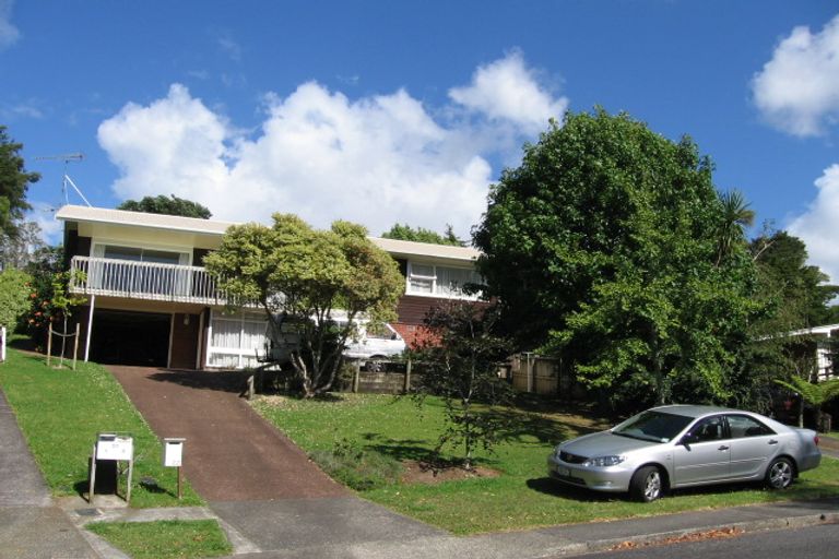 Photo of property in 22 Compton Street, Hillcrest, Auckland, 0627