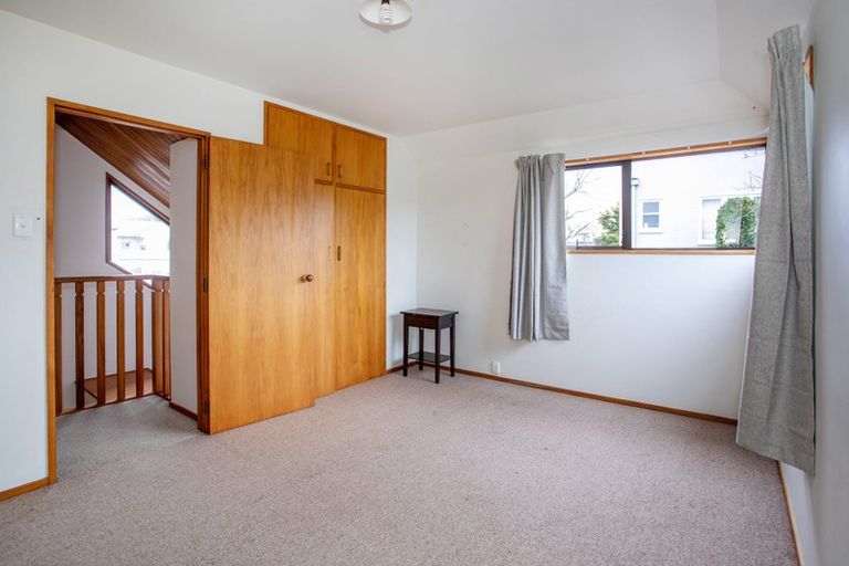 Photo of property in 1/28 Thornycroft Street, Fendalton, Christchurch, 8052