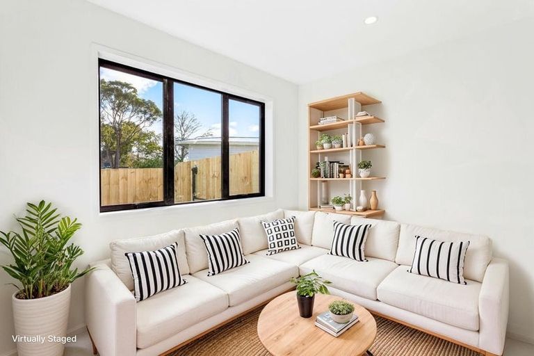 Photo of property in 2/23 View Road, Papakura, 2110