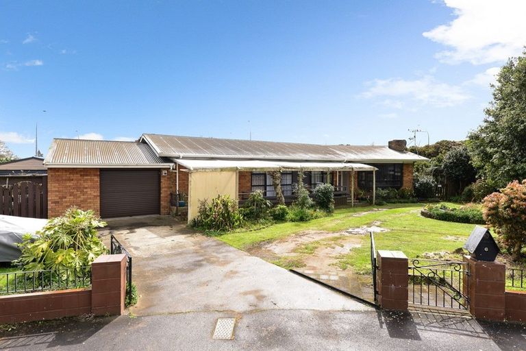 Photo of property in 6 Brough Place, St Andrews, Hamilton, 3200