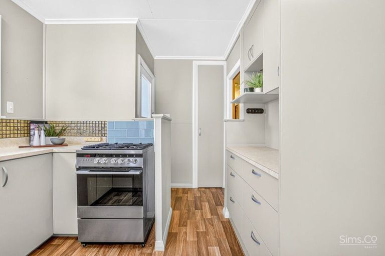 Photo of property in 28 Quick Avenue, Aramoho, Whanganui, 4500
