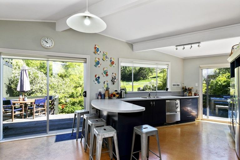 Photo of property in 2 South Makara Road, Makara, Karori, 6972