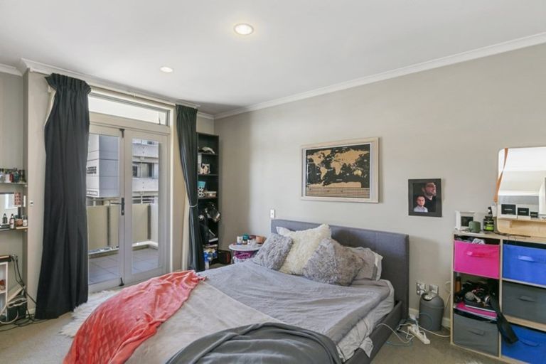 Photo of property in Marrakech Cafe, 39/305 Evans Bay Parade, Hataitai, Wellington, 6021