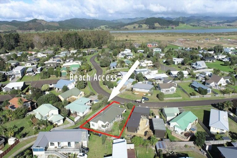 Photo of property in 134 Kowhai Avenue, Matarangi, Whitianga, 3592