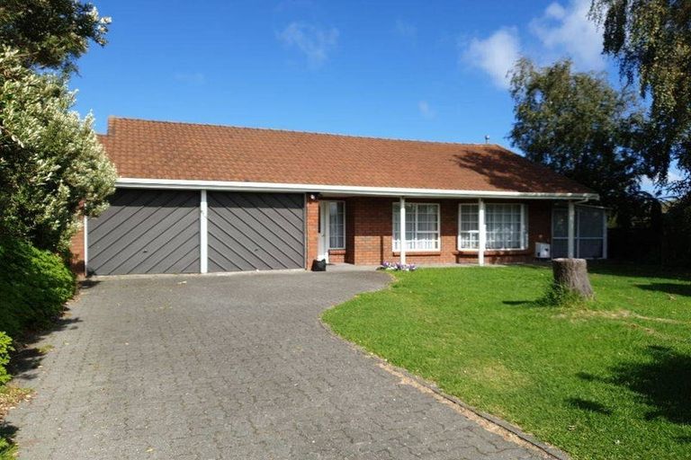 Photo of property in 142 Mazengarb Road, Paraparaumu, 5032