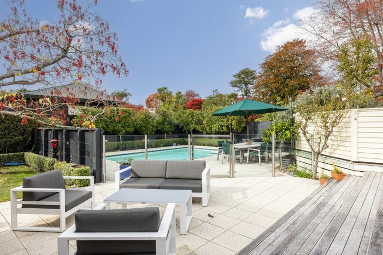 Photo of property in 19 Simla Avenue, Havelock North, 4130