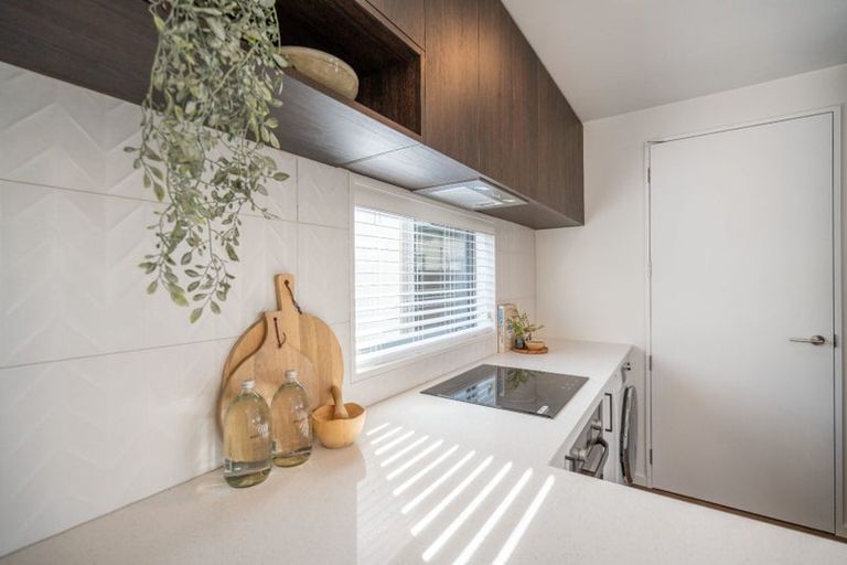 Photo of property in 4/33 Frederick Street, Waltham, Christchurch, 8011