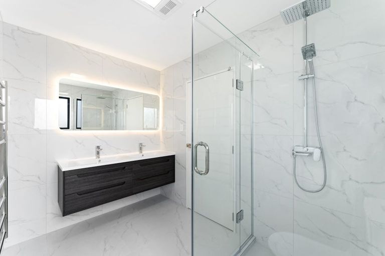 Photo of property in 13a Lipton Grove, Opaheke, Papakura, 2113