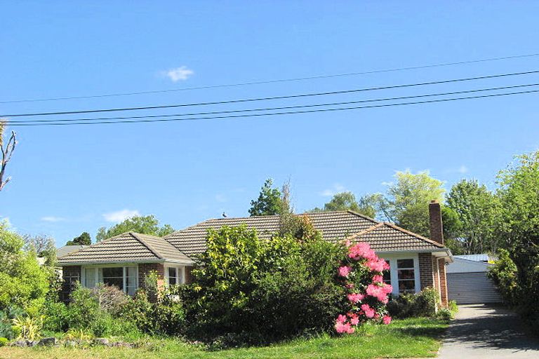 Photo of property in 8 Sunningvale Lane, Ilam, Christchurch, 8053