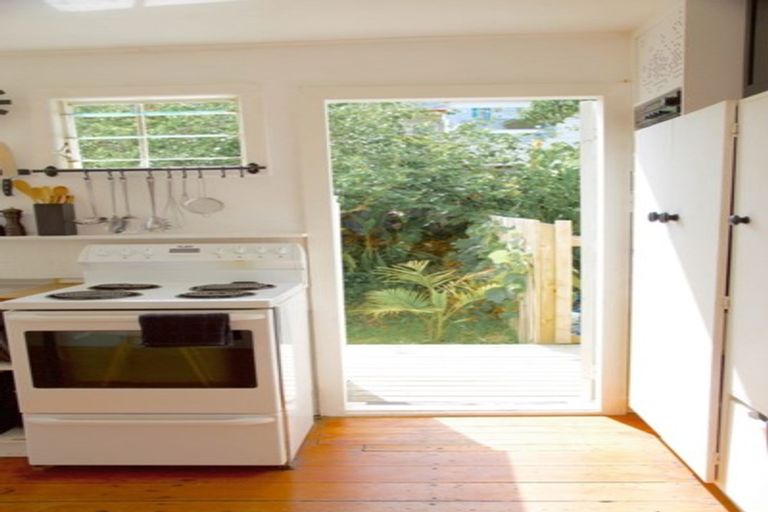 Photo of property in 132 Edward Street, Thames, 3500