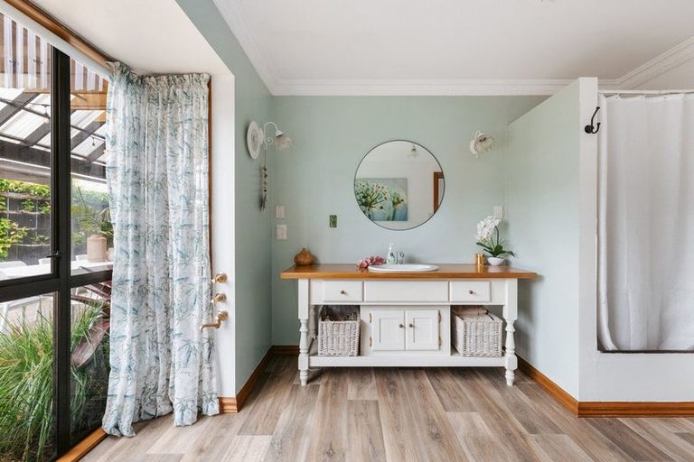 Photo of property in 32 Clivedene Street, Matua, Tauranga, 3110