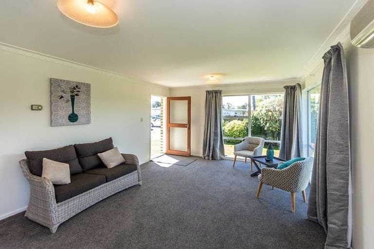 Photo of property in 2 School Road, Halswell, Christchurch, 8025