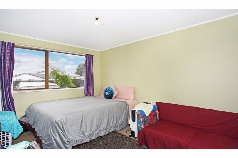 Photo of property in 7 Le Havre Place, Takanini, 2112