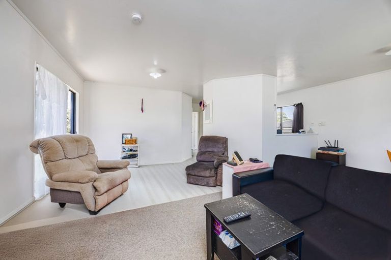 Photo of property in 18 Solveig Place, Randwick Park, Auckland, 2105