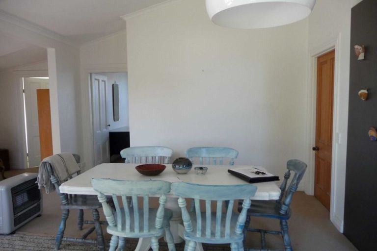 Photo of property in 77 Eliot Street, New Plymouth, 4310