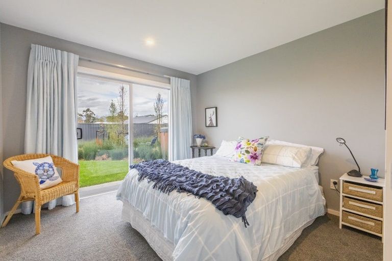 Photo of property in 24 Dee Street, Otane, 4202