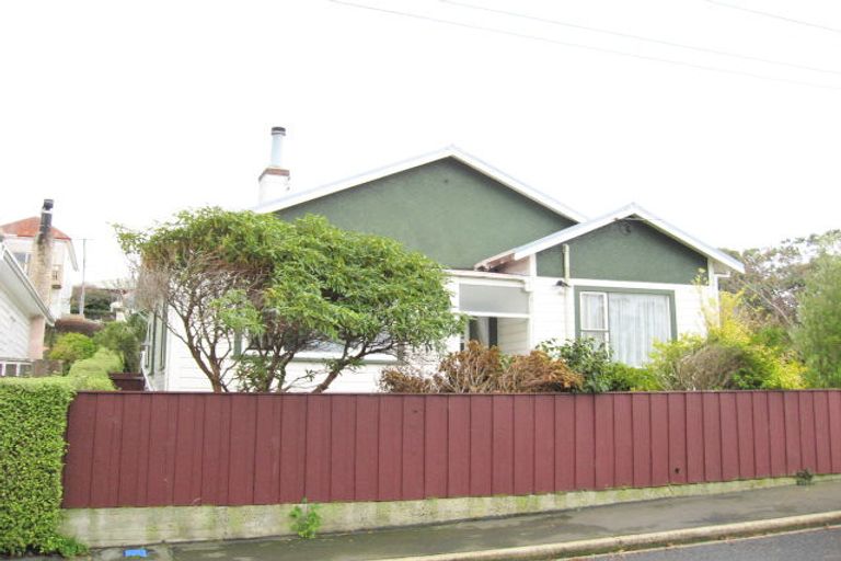 Photo of property in 28 Bernard Street, Kenmure, Dunedin, 9011