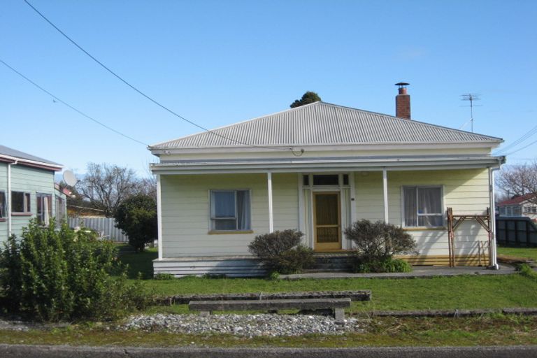 Photo of property in 94 Bright Street, Cobden, Greymouth, 7802