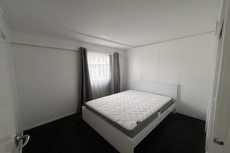 Photo of property in 9 Epsom Way, Karori, Wellington, 6012