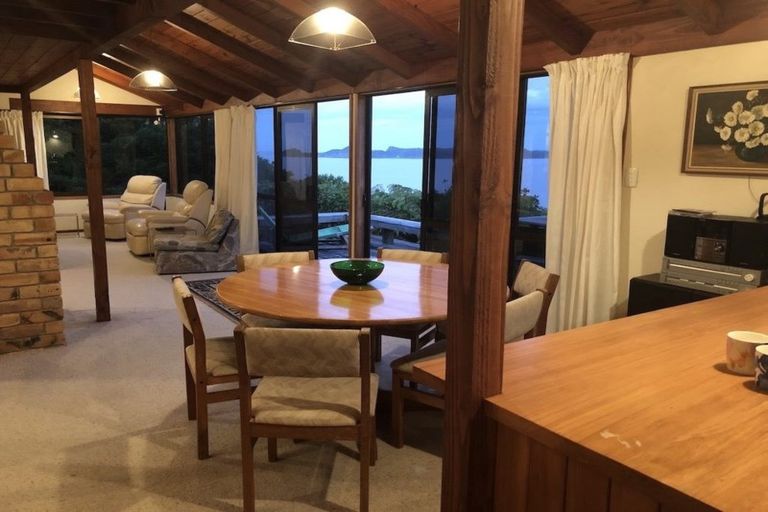 Photo of property in 38 Oneroa Road, Russell, 0202