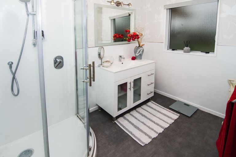 Photo of property in 5 Kereru Place, Masterton, 5810