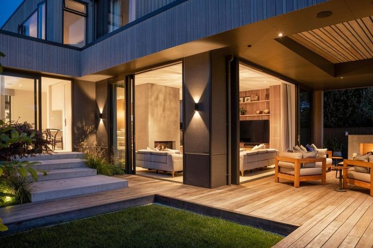 Photo of property in 98 Muricata Avenue, Mount Maunganui, 3116