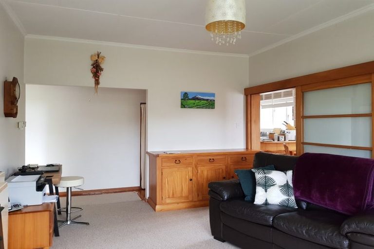 Photo of property in 120 Jickell Street, Hokowhitu, Palmerston North, 4410