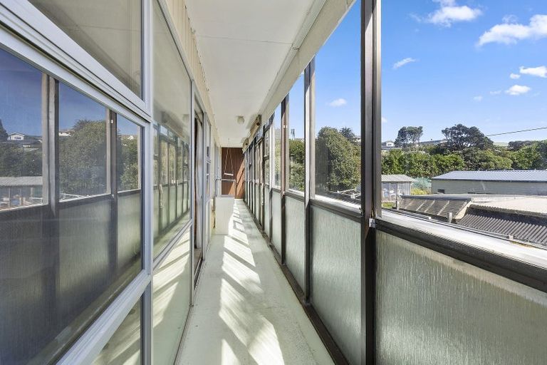 Photo of property in 13 Lambley Road, Titahi Bay, Porirua, 5022