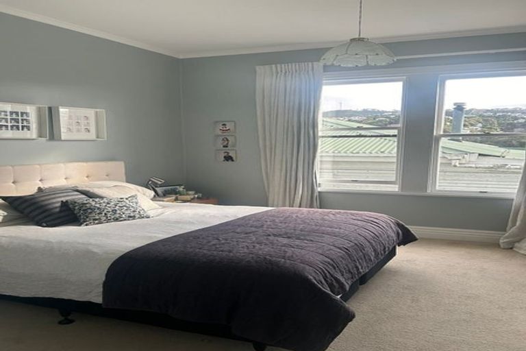 Photo of property in 10 Garfield Street, Brooklyn, Wellington, 6021