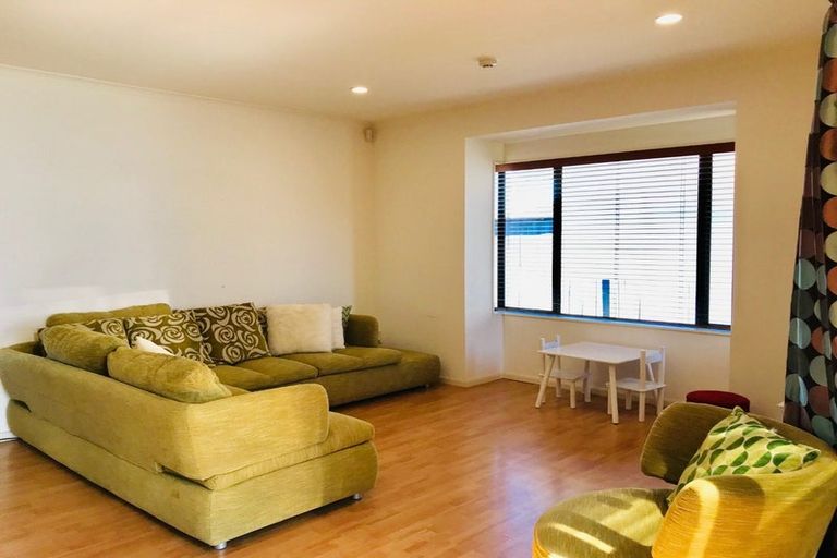 Photo of property in 7 Banshire Close, Flat Bush, Auckland, 2016