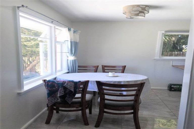 Photo of property in 16 Rochford Place, Bryndwr, Christchurch, 8052