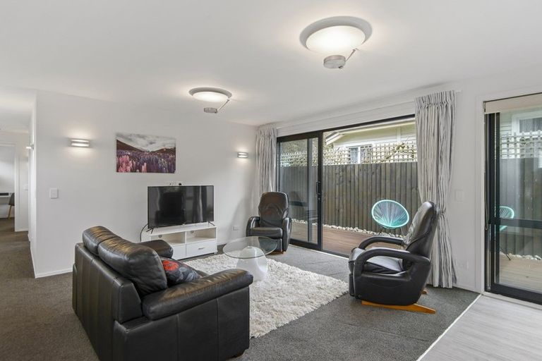 Photo of property in 9 Bartlett Street, Riccarton, Christchurch, 8011