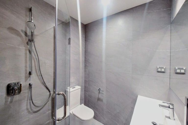 Photo of property in 345 East Coast Road, Mairangi Bay, Auckland, 0630