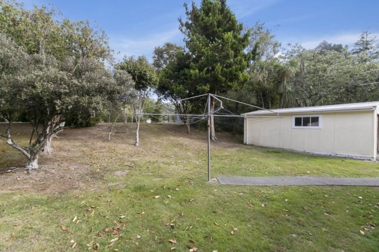 Photo of property in 34 Peel Place, Wainuiomata, Lower Hutt, 5014