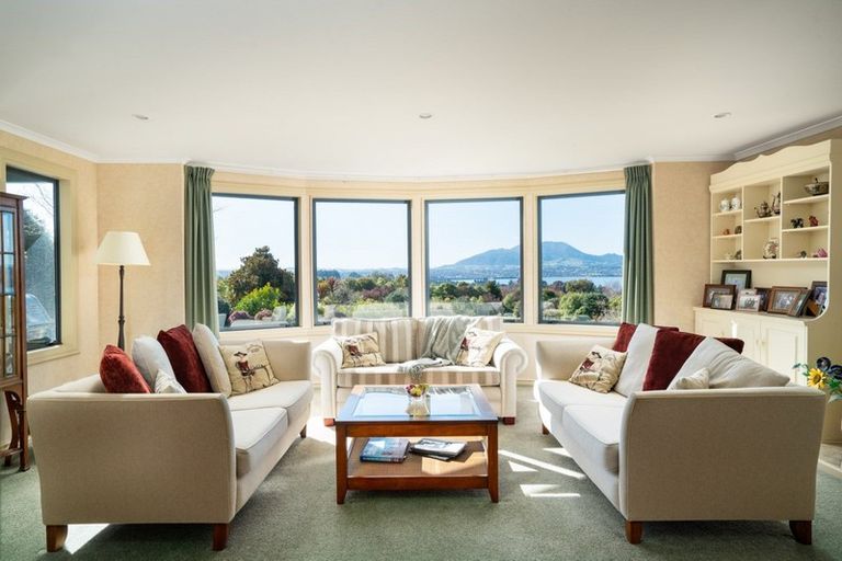 Photo of property in 25 Te Moenga Park, Acacia Bay, Taupo, 3330