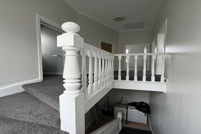 Photo of property in 28 Macdonald Crescent, Te Aro, Wellington, 6011