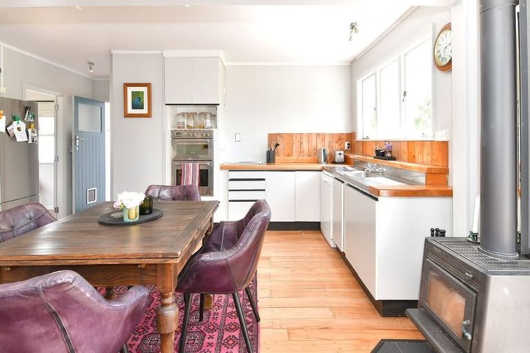 Photo of property in 12 Foster Crescent, Snells Beach, 0920