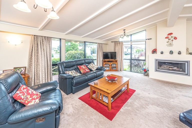 Photo of property in 30 Karamu Street, Tawhero, Whanganui, 4501