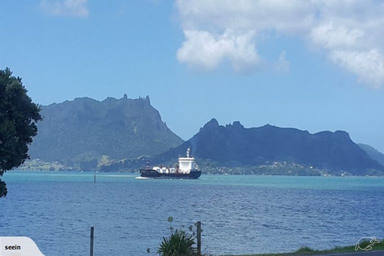 Photo of property in 2/249 One Tree Point Road, One Tree Point, 0118