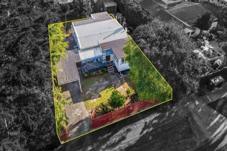 Photo of property in 1/25 Blanes Road, Weymouth, Auckland, 2103