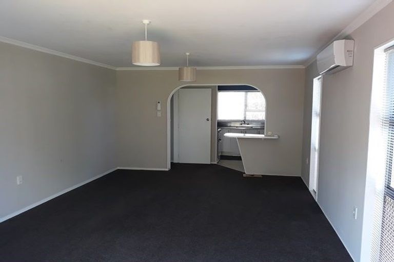 Photo of property in 4/82 Russell Street, Palmerston North, 4414