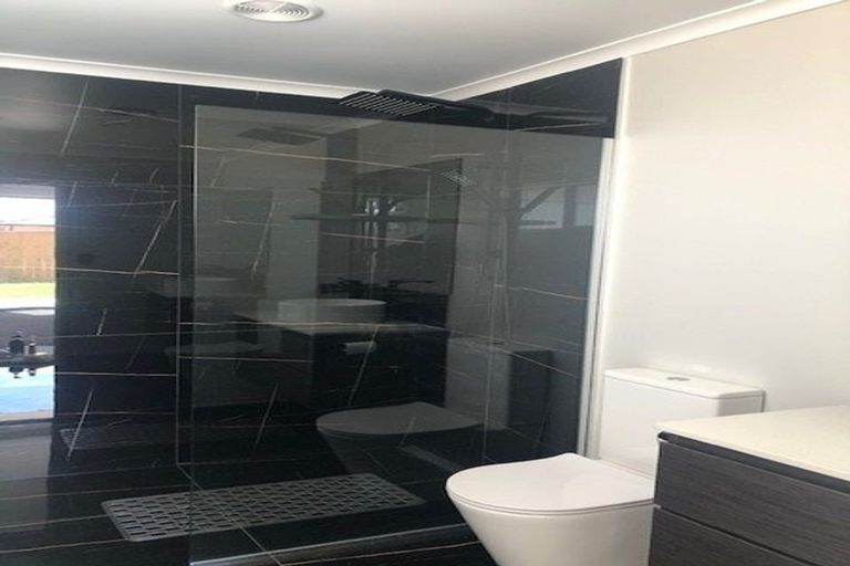 Photo of property in 69 Murray Ward Drive, Te Kauwhata, 3710