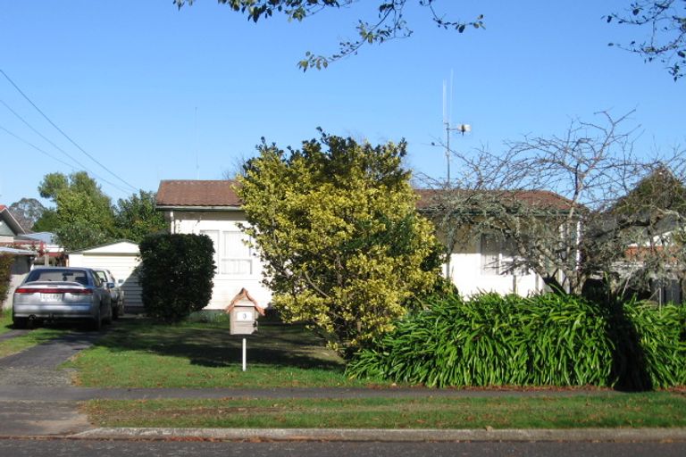 Photo of property in 3 Heath Street, St Andrews, Hamilton, 3200